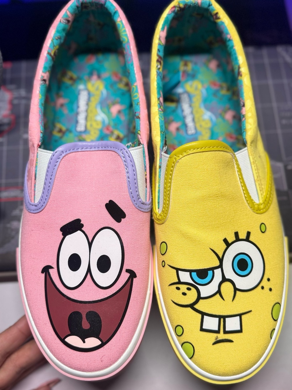 SpongeBob & Patrick Cartoon Slip-On Sneakers - Pink & Yellow